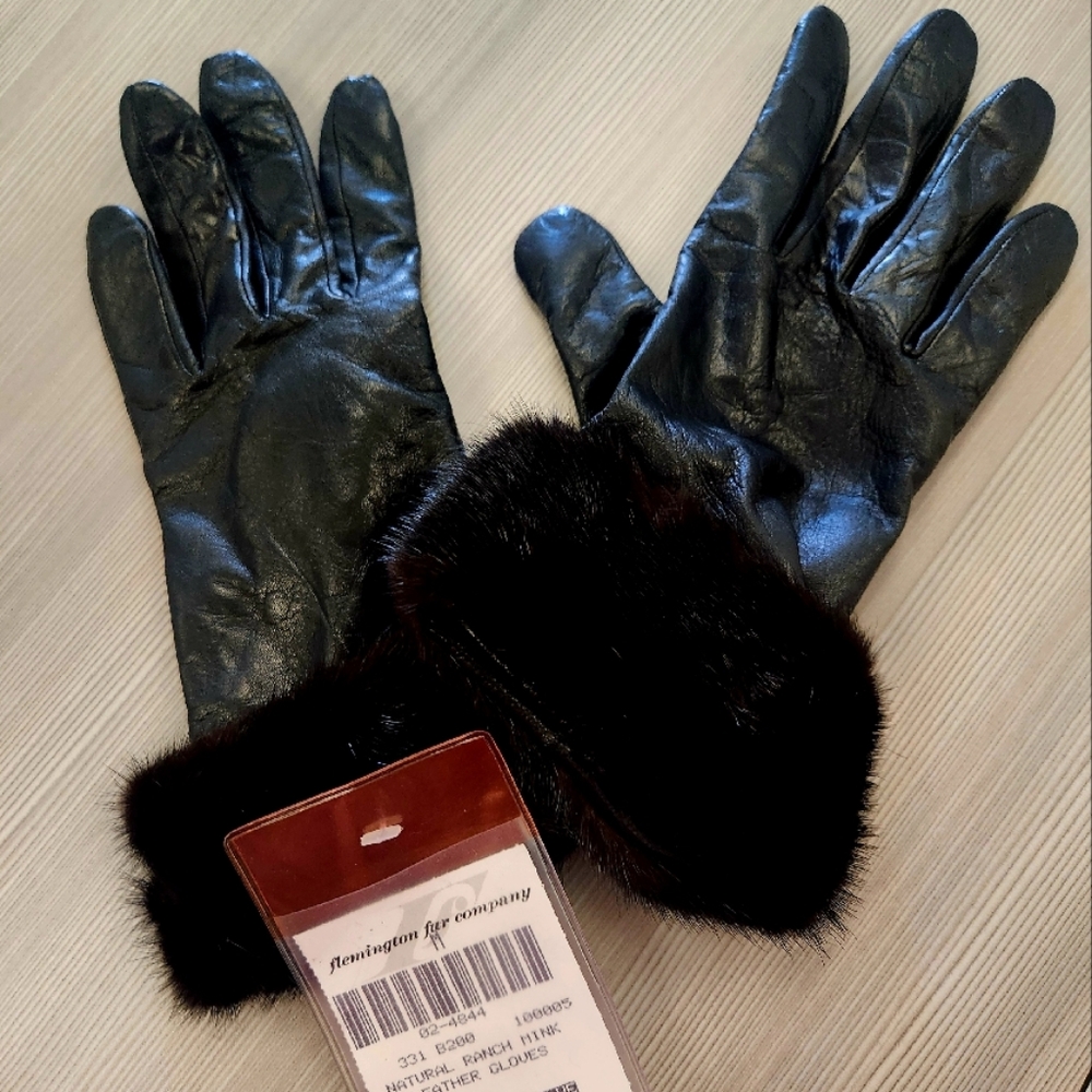 Black Leather Gloves w/mink trim